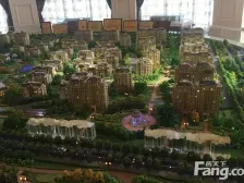 中原路 地铁口 洋房社区一楼带院 带地下室 采光充足