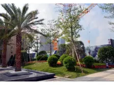 小区中间位置 欧美靓装修四房 业主诚意出售