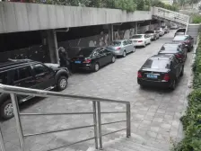 房子装修新,高楼层采光好,随时看房