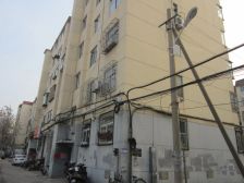 一楼 门头房 外开门 沿街 3室