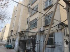 中百泰华商圈,南北通透,中间楼层,户型方正