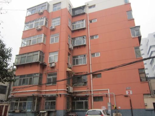 城隍庙小区5室1厅1卫南北朝向1500.00元/月出租