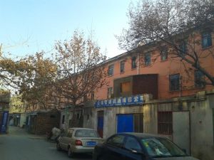 多层三楼,楼层好,生活方便,采光好。