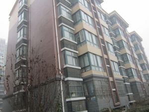 精装两室楼层好采光好,南北通透,配套齐全