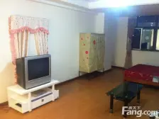 菜园坝 火车站旁 精装1室 拎包入住