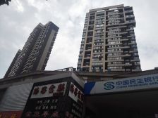 世茂南区新装修中间楼层诚心出售