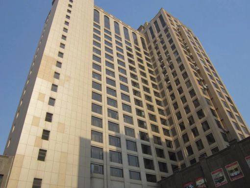 Õû×⡤½ðɳ³ÇÊй㳡1ÊÒ0Ìü