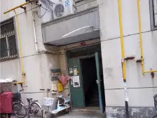 医学院 中原东路78号院 二楼 两卧室朝南 1999年建成!