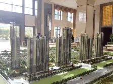 地铁口,海景房,双十旁,商场门口,使用面积大。