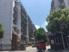 王家河风光带电梯复式精装五房带大平台
