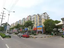 此房满五年 格局宽阔,采光充足好,楼层好,视野好