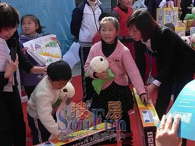 奖品好丰厚哦,妈妈快来帮忙 奖品好丰厚哦,妈妈快来帮忙