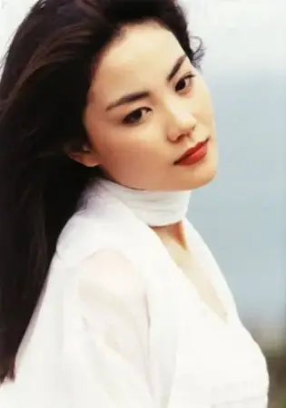 王菲张柏芝大s不聚财?娱乐圈女明星面相揭秘