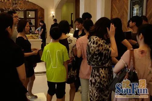墅藏湖山 雅戈尔香湖丹堤2期营销中心盛大开放 墅藏湖山 雅戈尔香湖丹堤2期营销中心盛大开放