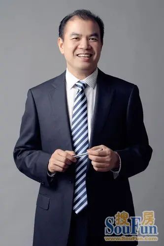 佳园地产梁世饶 佳园地产梁世饶