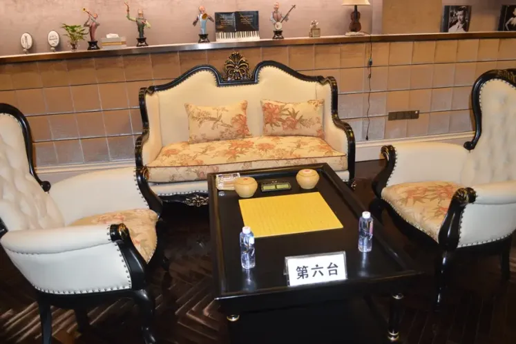 湛江市首届鸭乸湖杯围棋团体对抗赛顺利举行