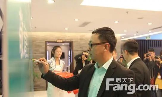 邦豪时尚广场 品牌签约 邦豪时尚广场 品牌签约