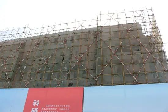 普兰庭业主再为大家送福利 八一中学近照来了 普兰庭业主再为大家送福利 八一中学近照来了