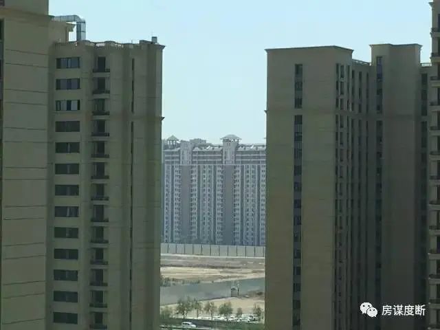 房价