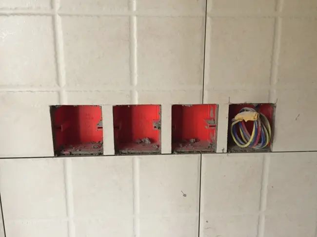 连体线盒开孔规范施工.jpg 连体线盒开孔规范施工.jpg