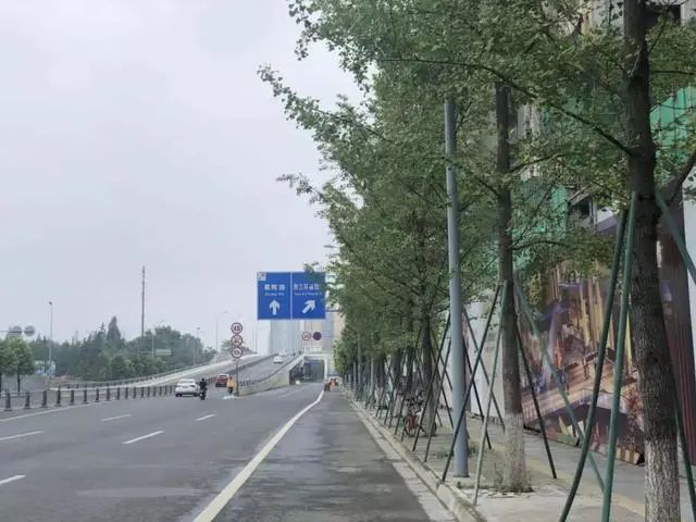 房价