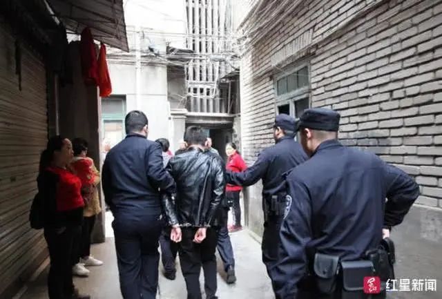 ·¿¼Û