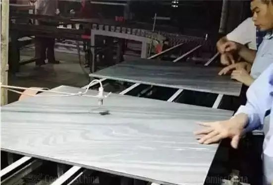 房价