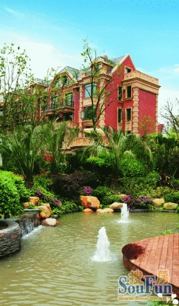 美兰湖高尔夫叠加别墅实景图