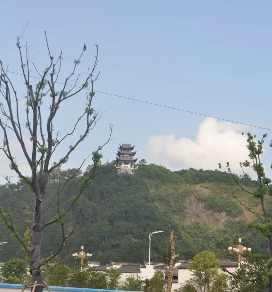天都首郡周边配套 