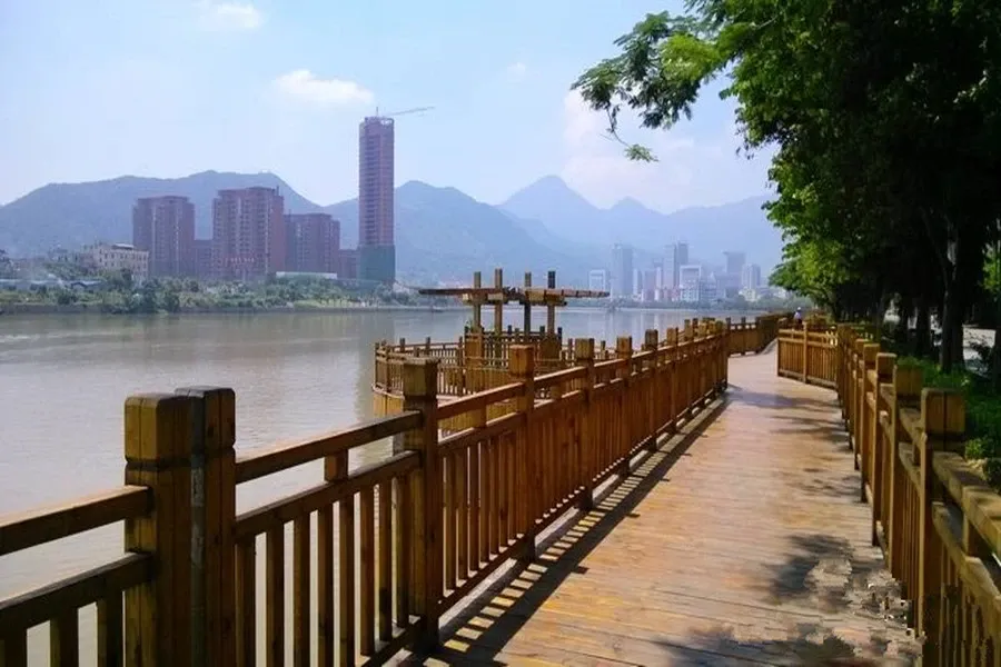 影院第一入口正式上线引领观影新潮流，重塑行业格局开启智慧服务新篇章，千万用户期待引爆暑期档消费热潮，品质升级助力电影市场全面复苏