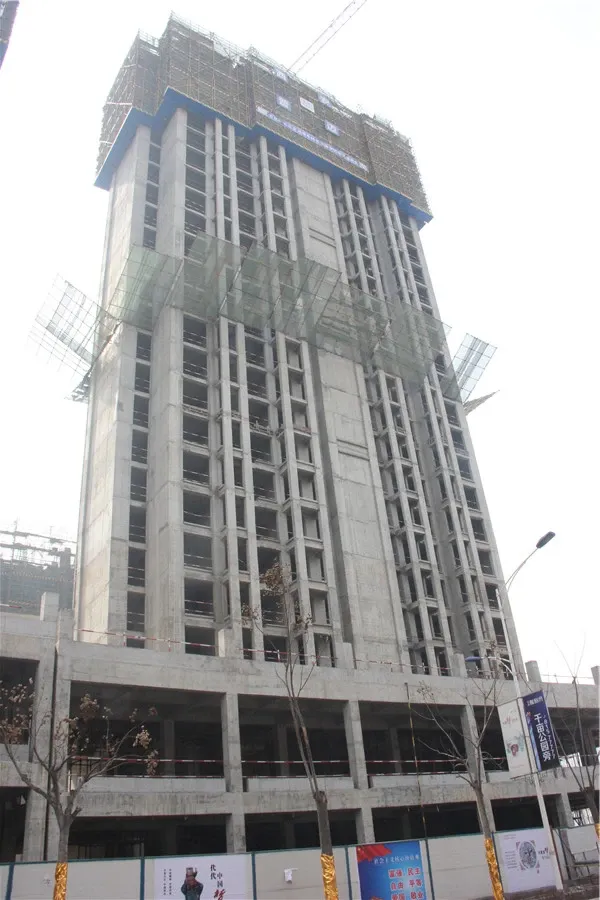 【房源推荐:78平二室二厅一厨一卫】 新销售动态: 明威橡树湾,在售