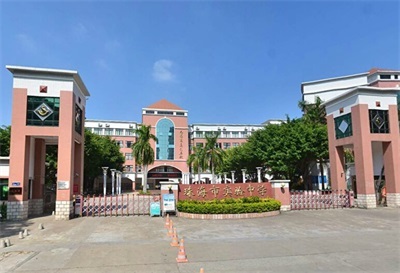 九洲中学香洲-吉大初中/公立科技类电话:3325331全部房源(309)周边