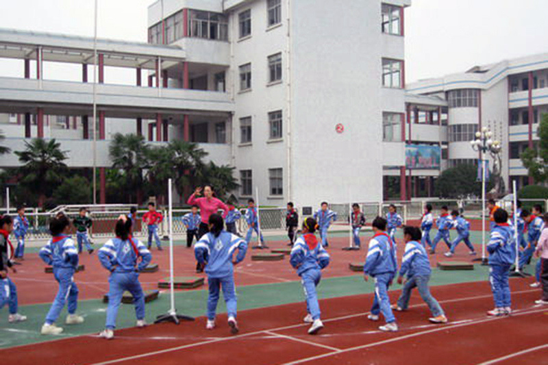 【贵阳学区房租房_贵阳南明小学学校附近租房信息】- 房天下