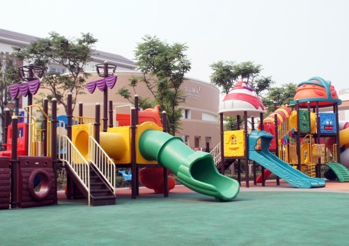双语电话:62657988园区-湖畔湖左岸国际幼儿园淞泽家园六区27套1224元