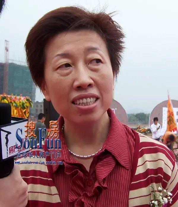 厦门经济特区工程建设公司 总经理助理张巧玲接受采访