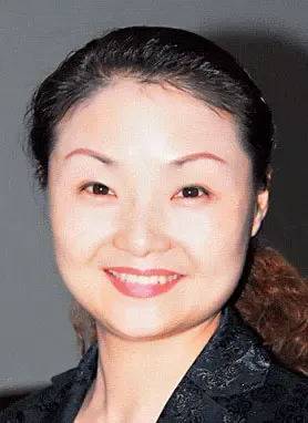 天地源不动产总经理孙丽君在古城二手房市场上,活跃着一支格外引人