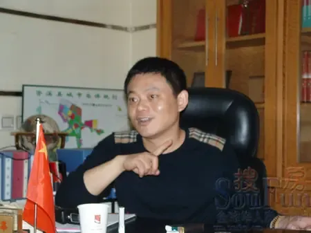 访江西鑫发房地产开发有限公司董事长陈小彬