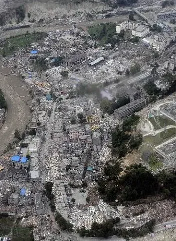 真实的记录二十张照片对比汶川地震前后图