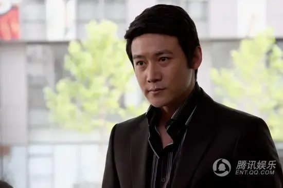 李博怀背着陈秀给霹雳一笔钱奖励她考上剑桥,霹雳故意让陈秀知道