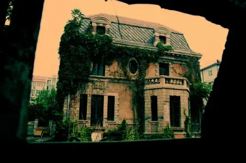 鬼魂幽灵胆大者探密中国最恐怖的鬼宅组图