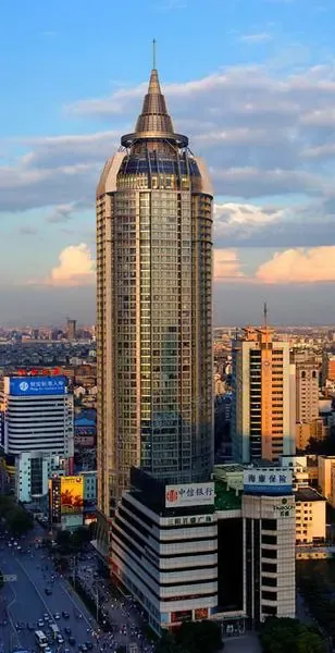 2,无锡红豆国际广场:总高度248米