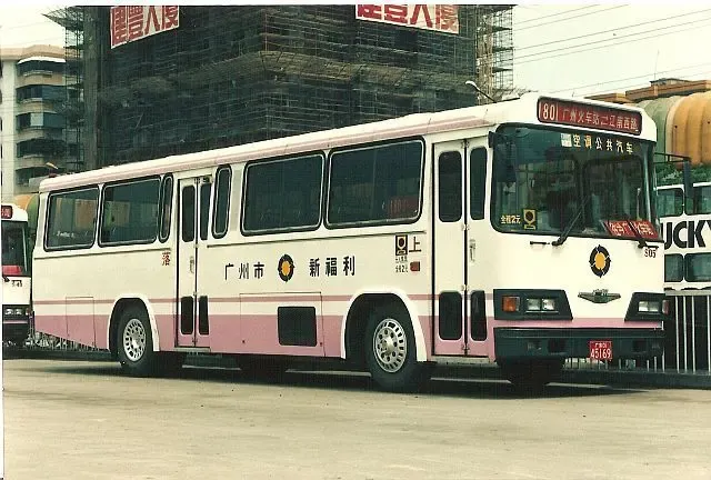 广州:出行方式浓缩老广生活变迁(图)