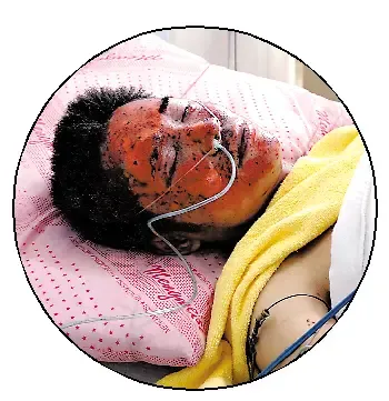 普宁富豪燃放烟花引爆炸20死 豪宅变危楼(图)