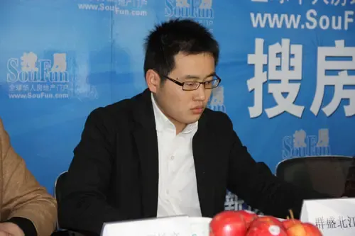 群盛北江豪庭陈科锋经理 江北房价过万是必然的