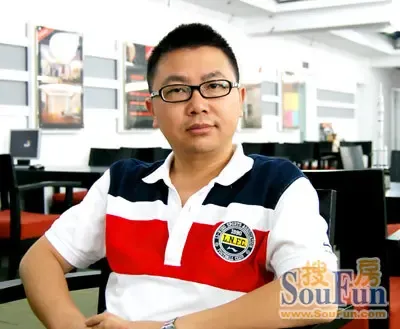 国安居邓剑锋预祝上市迎新气象前景辉煌