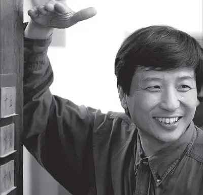 中国建筑学会室内设计分会理事崔华峰