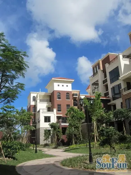 龙光阳光海岸湖海合院交房 引领北部湾品质人居