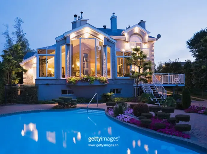 魁北克的"梦幻庄园"吧,很复古的一款