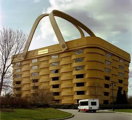 让你目瞪口呆的27座世界上最奇特建筑(组图)