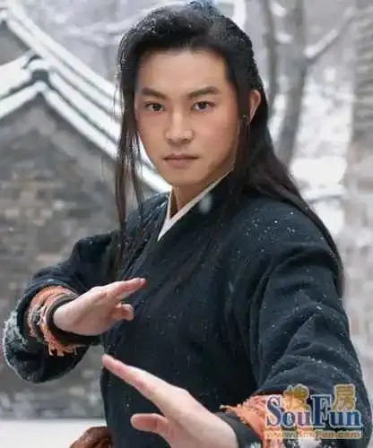 白展堂——沙 溢 饰白展堂在武林外传里性子爽朗,明白事理,有责任心